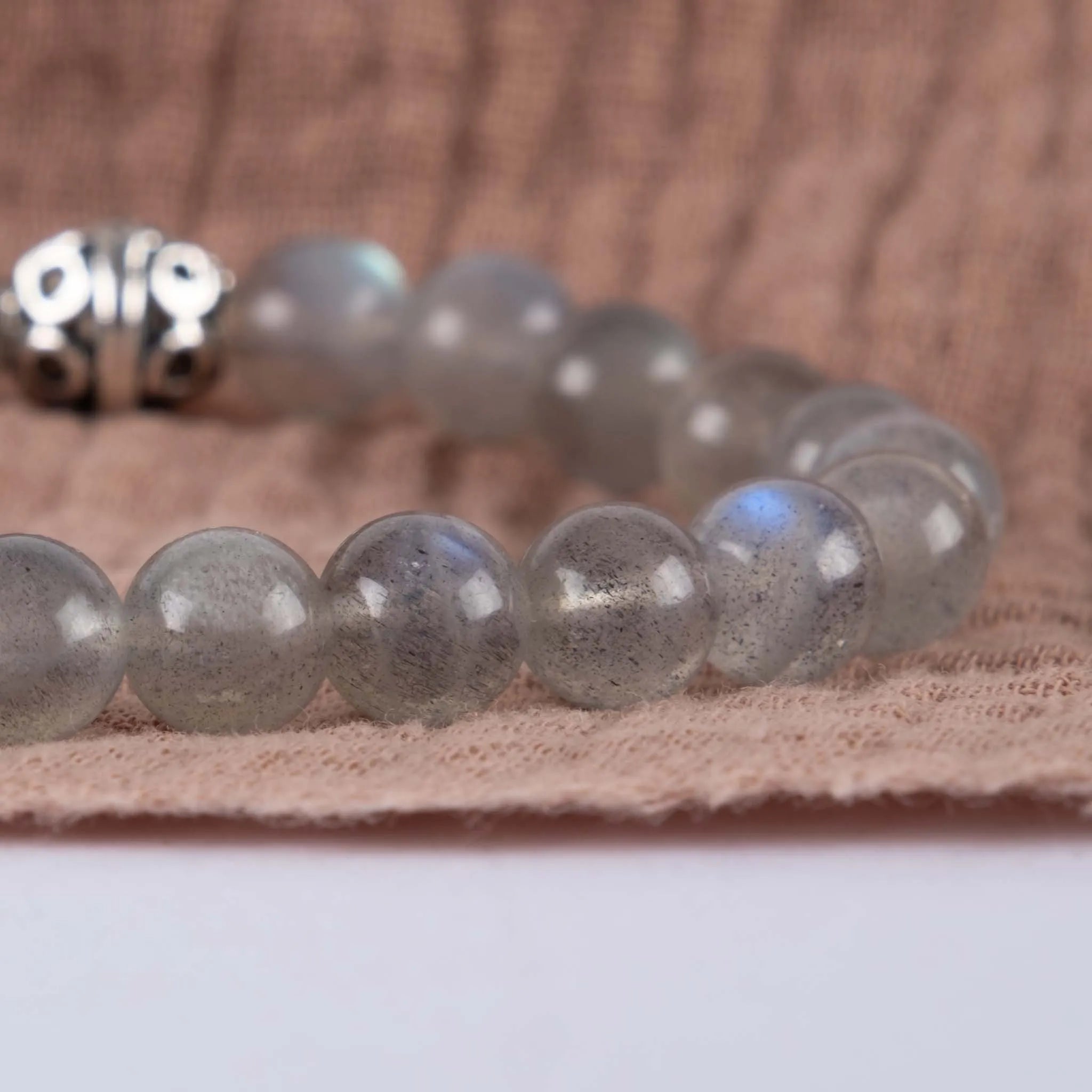 Labrodorite Bracelet - Body and Soul Goods